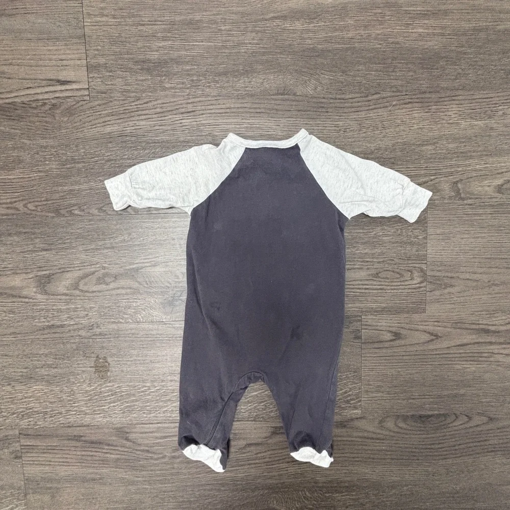 Newborn Burt's Bees Babyx1, Gerberx3 Footies Set w Elbow Patches & Graphics - Picture 10 of 11